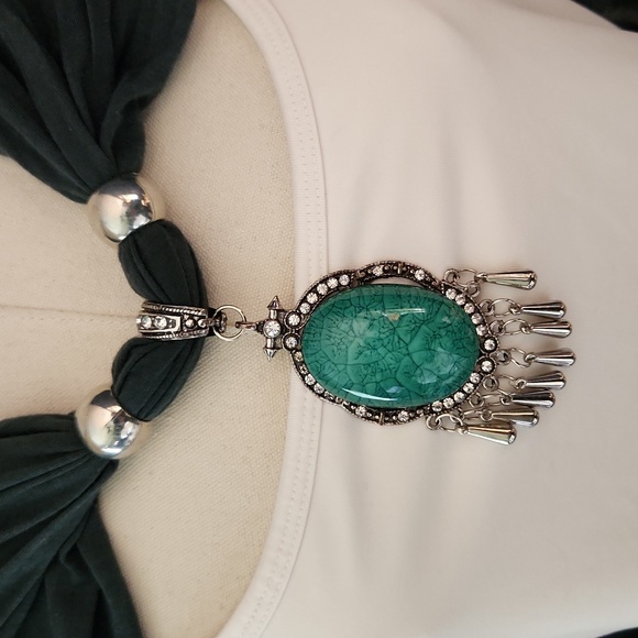 Jeweled scarf wrap - Picture 2 of 6